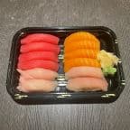 Best Tri-Color Sushi Combo Dinner in Seekonk, MA